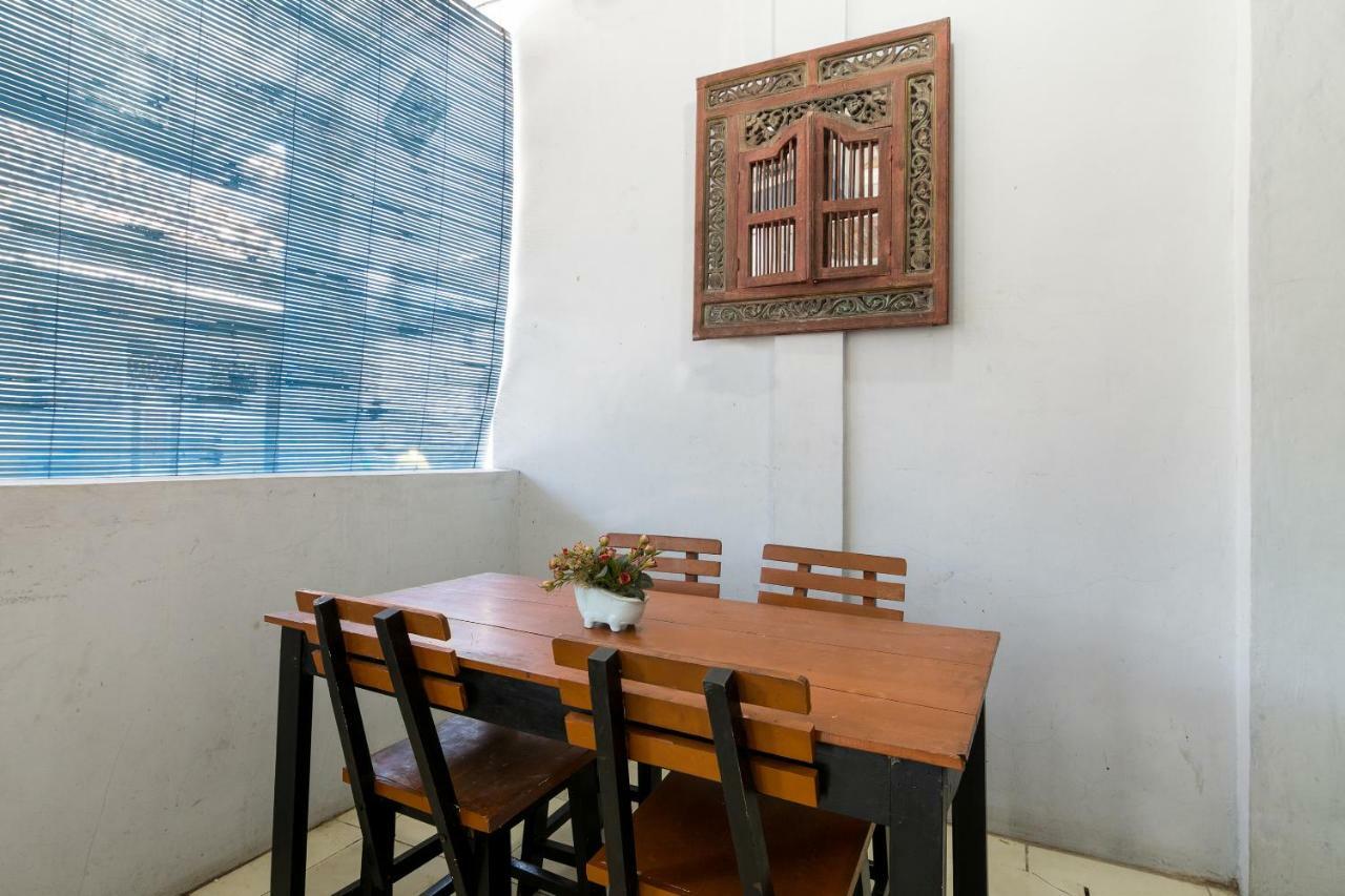 Отель Oyo 857 Pakuncen Malioboro Syariah Джокьякарта Экстерьер фото